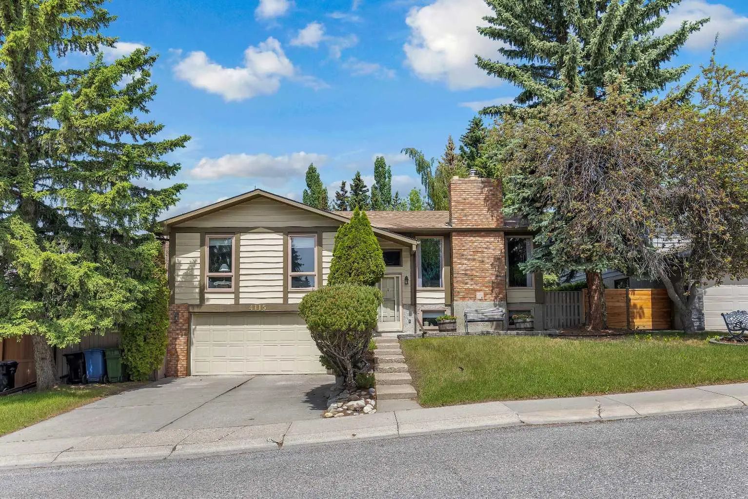 Xxxx Edgemont Hill Nw Calgary Alberta T3A 2L3 Edgemont Details