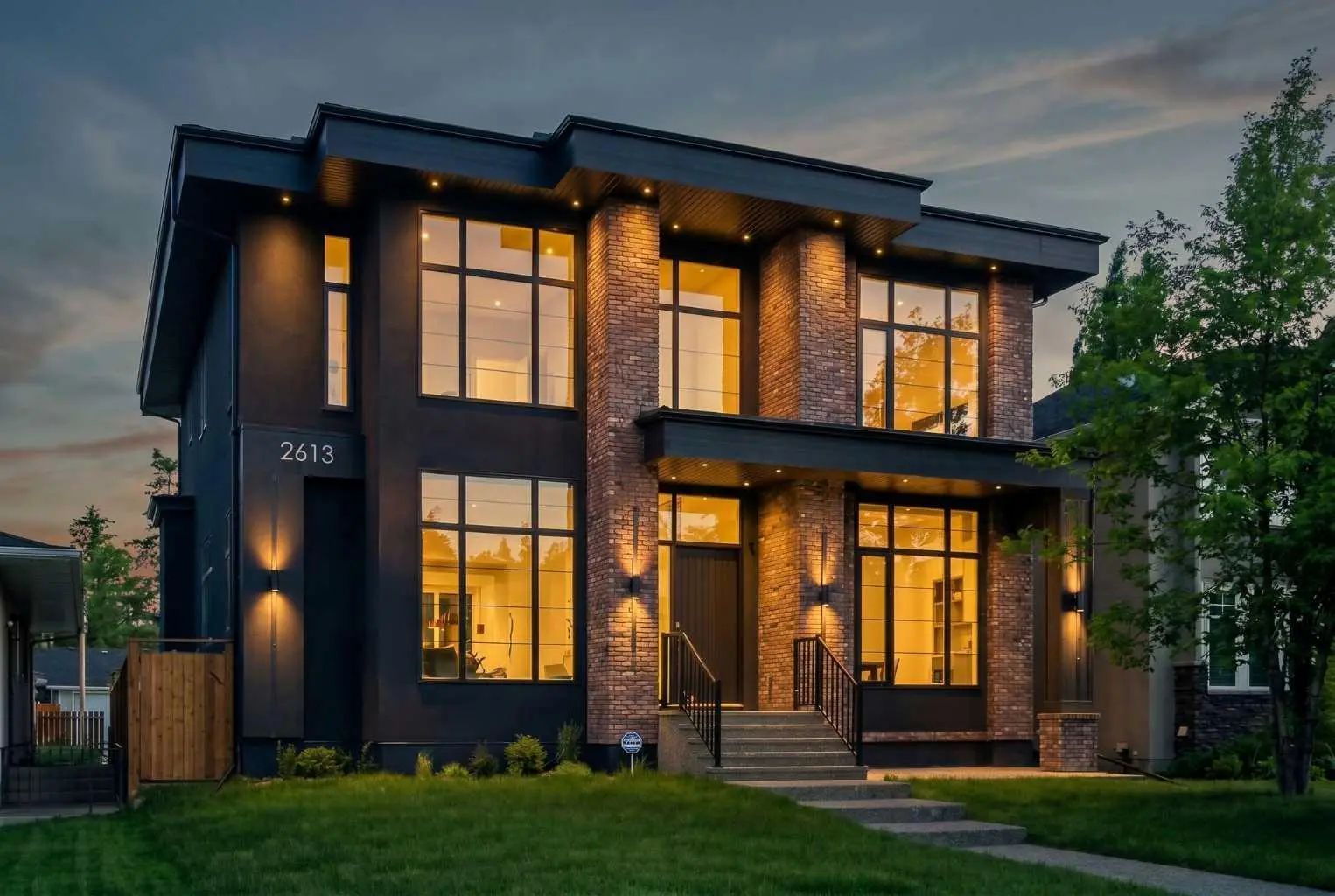 Xxxx X Avenue Nw Calgary Alberta T2N 0X8 West Hillhurst Details