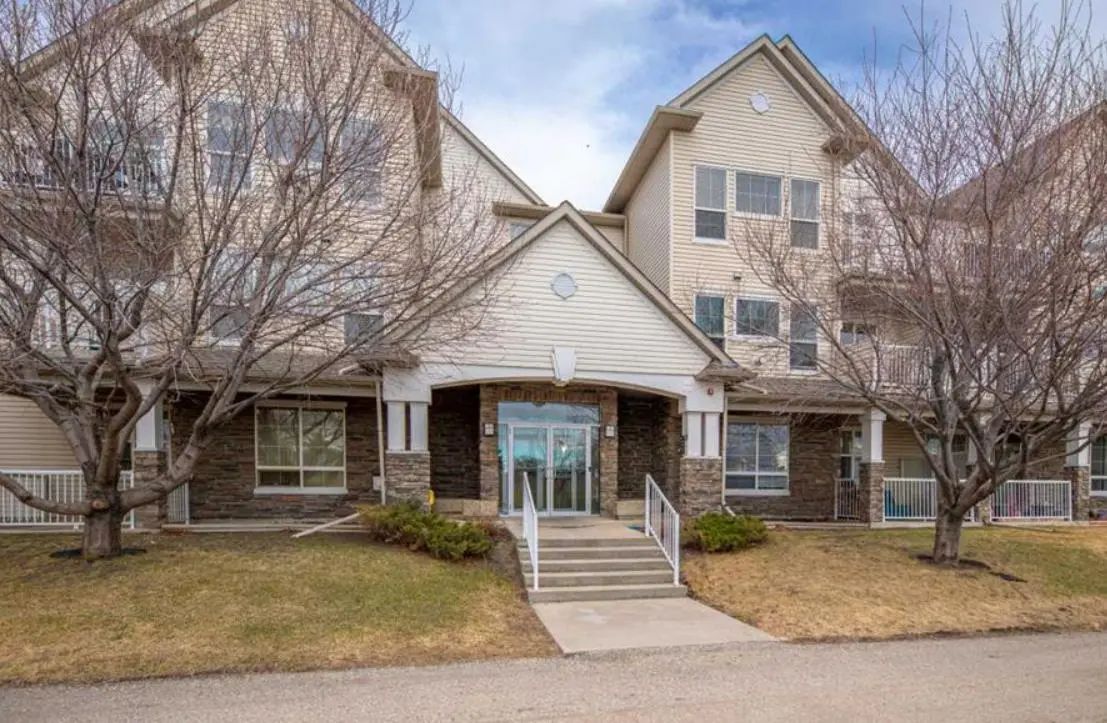Xxx, Xxxx Applevillage Court Se Calgary Alberta T2A7Z4 Applewood Park Details