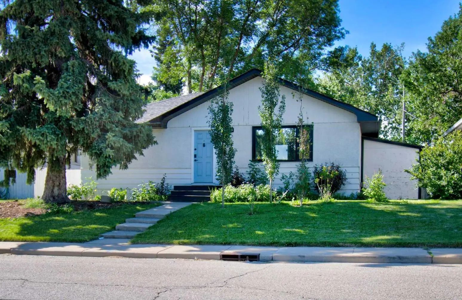 Xxxx Greenview Drive Ne Calgary Alberta T2E 5R3 Greenview Details