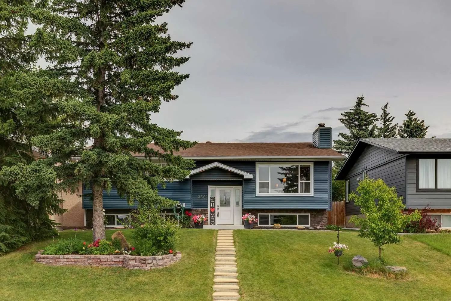 Xxx Norseman Road Nw Calgary Alberta T2K 5M5 North Haven Upper Details