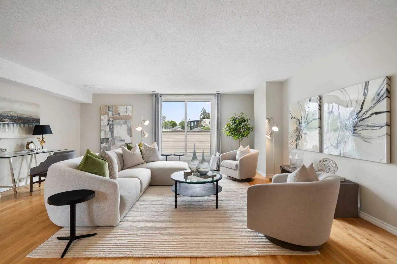 Xxx, Xxxx Xx Street Nw Calgary Alberta T2N 4M1 St Andrews Heights Details