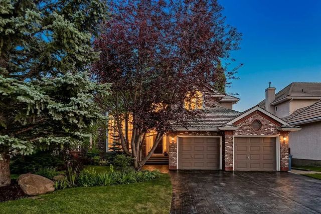 134 Schiller Crescent Northwest, Calgary
