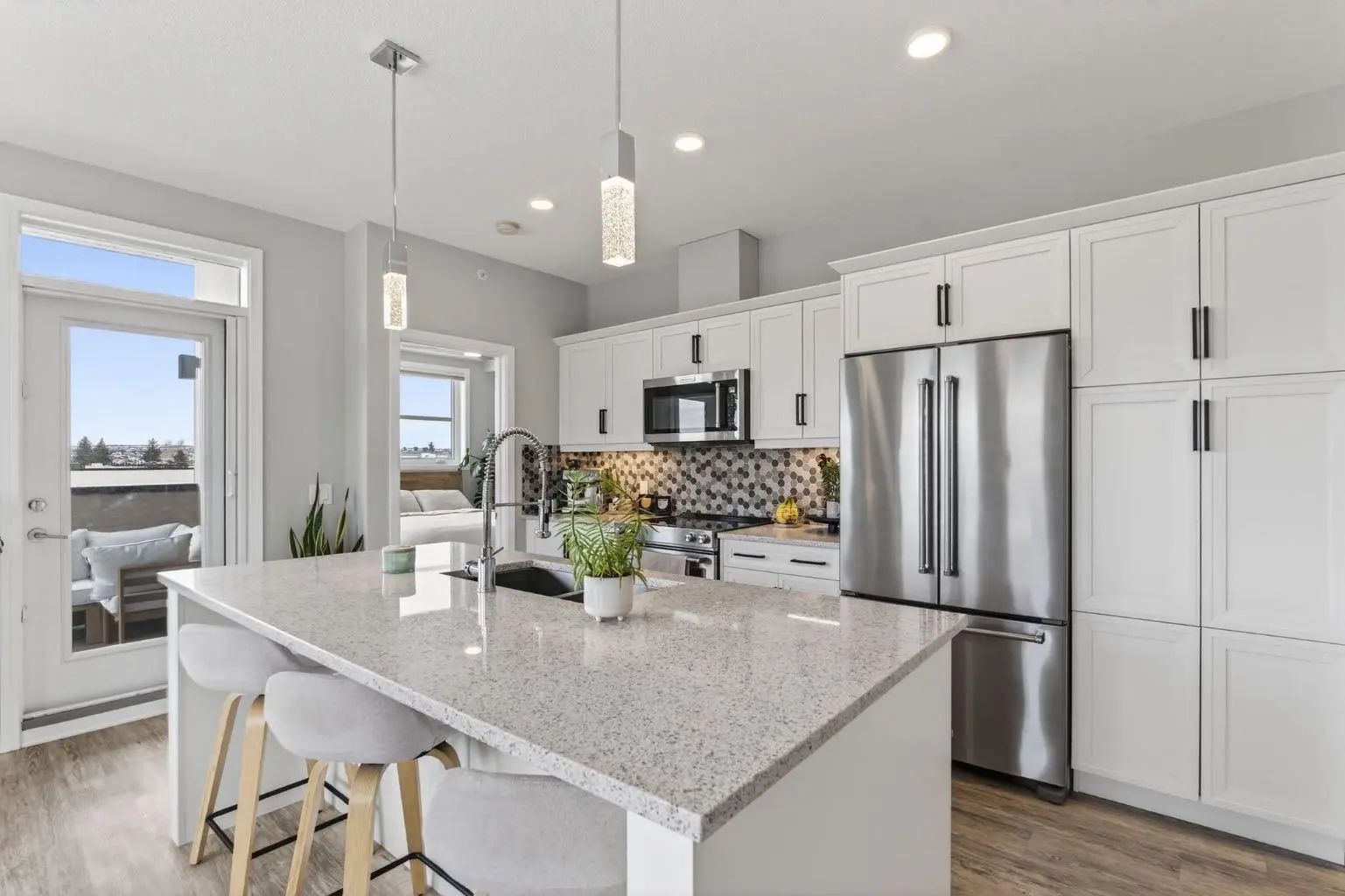 Xxxx, Xx Greenbriar Place Nw Calgary Alberta T3B 6J4 Greenwood/Greenbriar Details