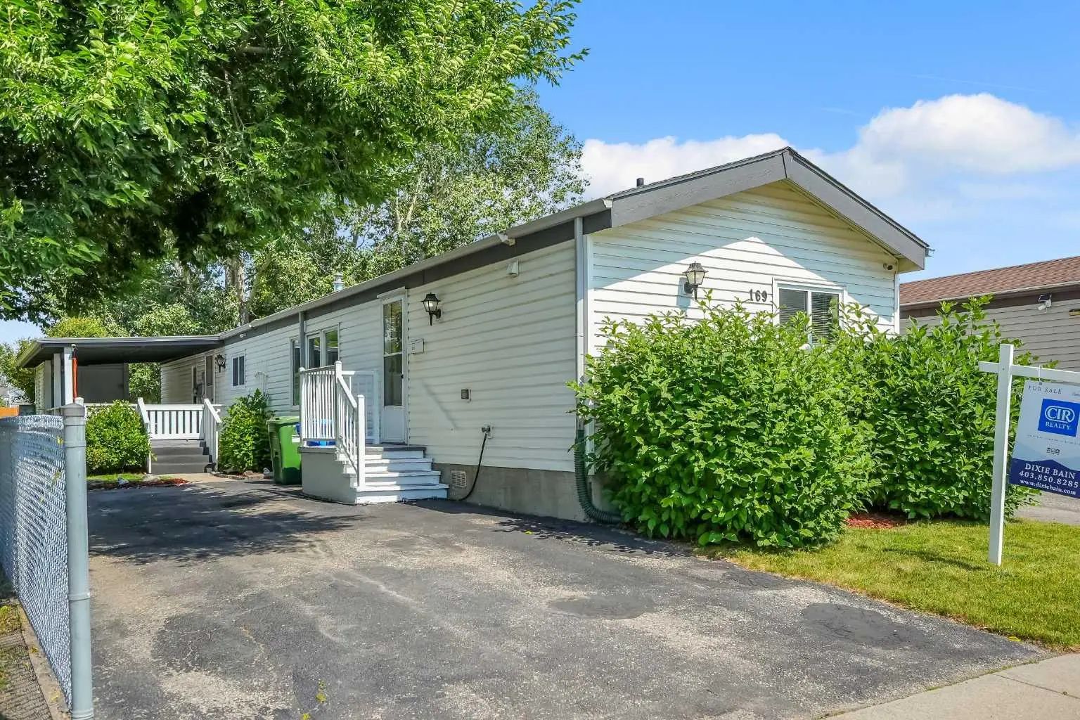 Xxx Erin Woods Circle Se Calgary Alberta T2B3E1 Erin Woods Details