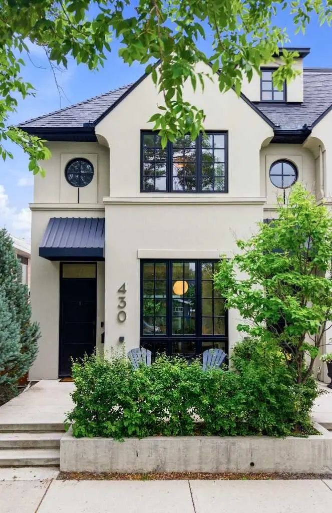 Xxx Xx Street Nw Calgary Alberta T2N 1X4 Hillhurst Details