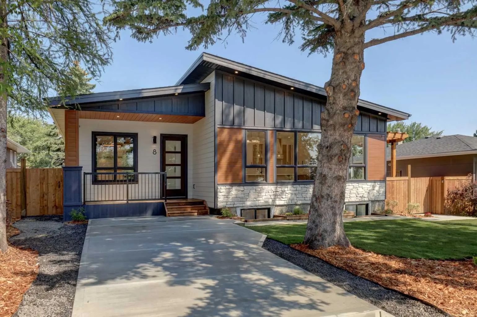X Carnarvon Way Nw Calgary Alberta T2K 1W4 Cambrian Heights Details