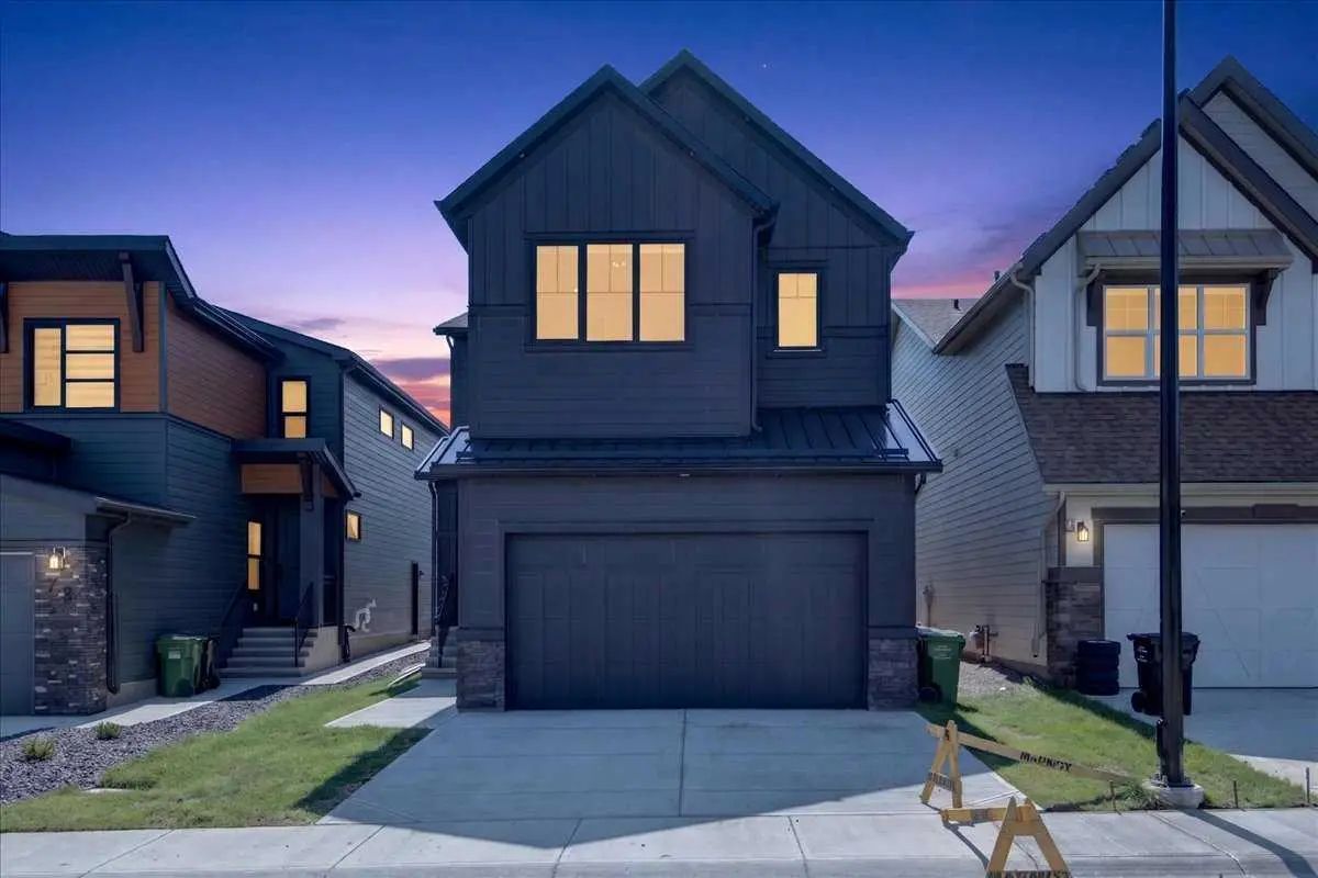 Xx Rowmont Common Nw Calgary Alberta T3L 0L2 Haskayne Details