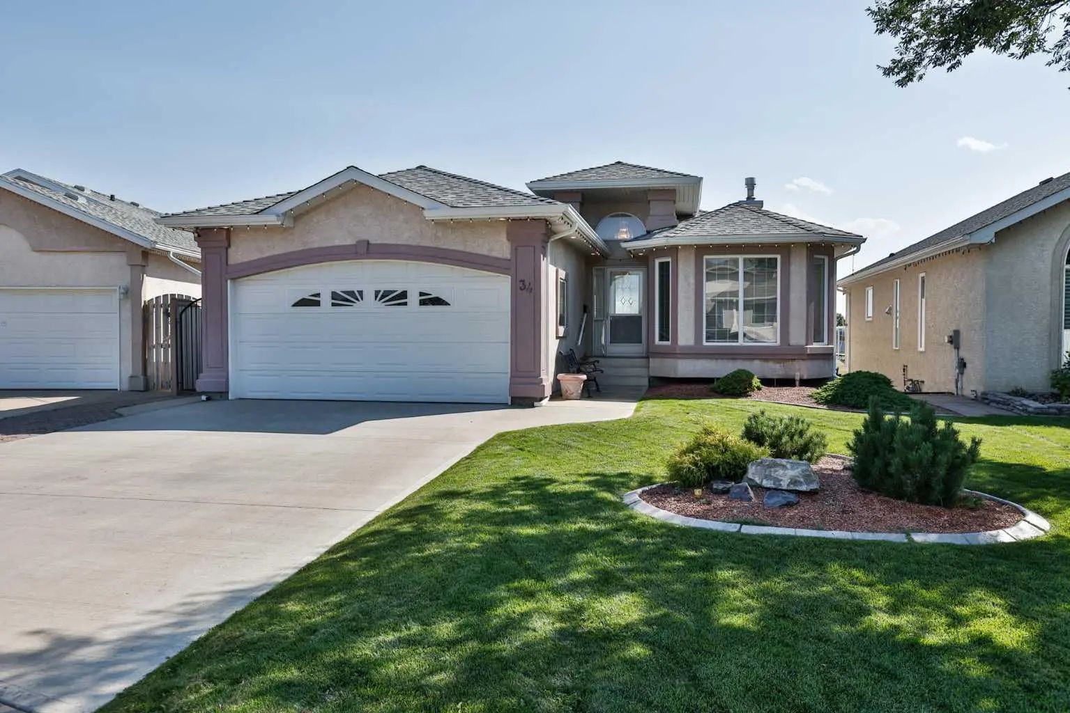 Xx Fairmont Crescent S Lethbridge Alberta T1K 7G3 Fairmont Details