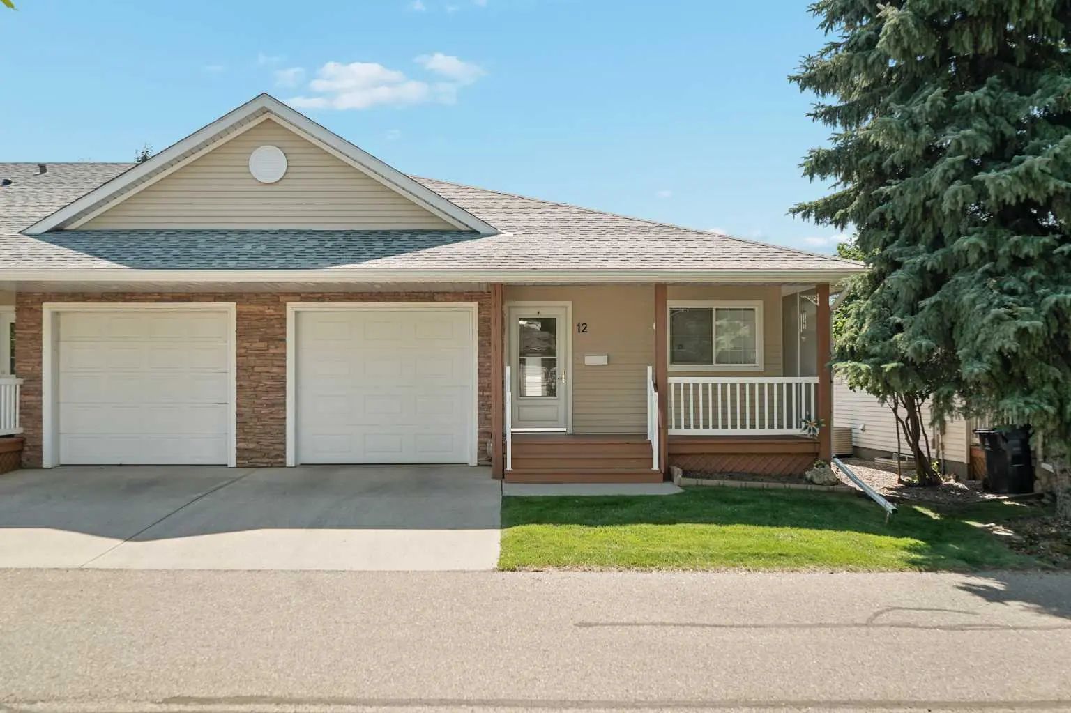 Xx Xxx Fairmont Boulevard S Lethbridge Alberta T1K 7H9 Fairmont Details