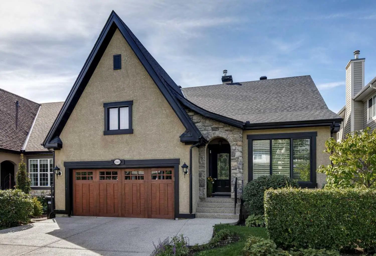 Xxxx Vimy Way Sw Calgary Alberta T2T 6C2 Garrison Woods Details