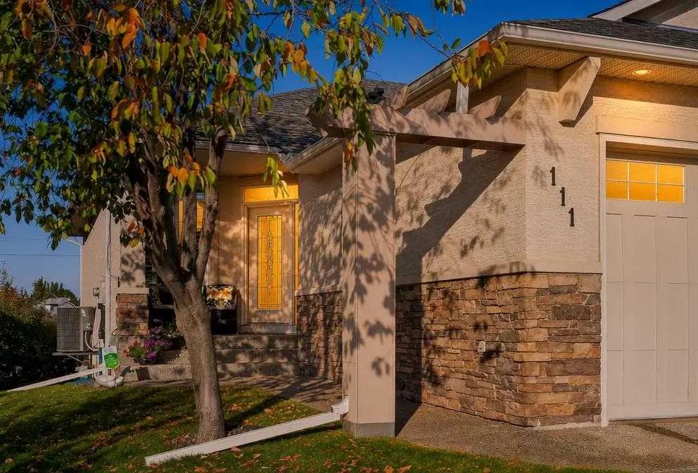 Xxx Tuscany Ravine Heights Nw Calgary Alberta T3L0C2 Tuscany Details