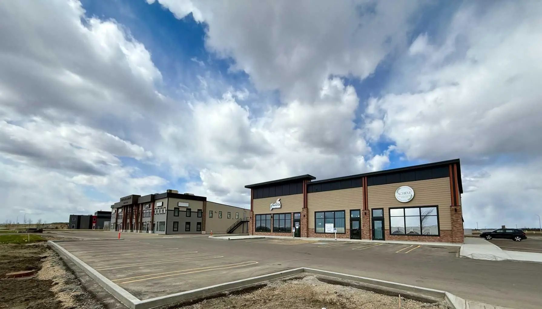 Xxx, Xxxxx Xxx Avenue  Grande Prairie Alberta T8V 6K3 Westgate Details