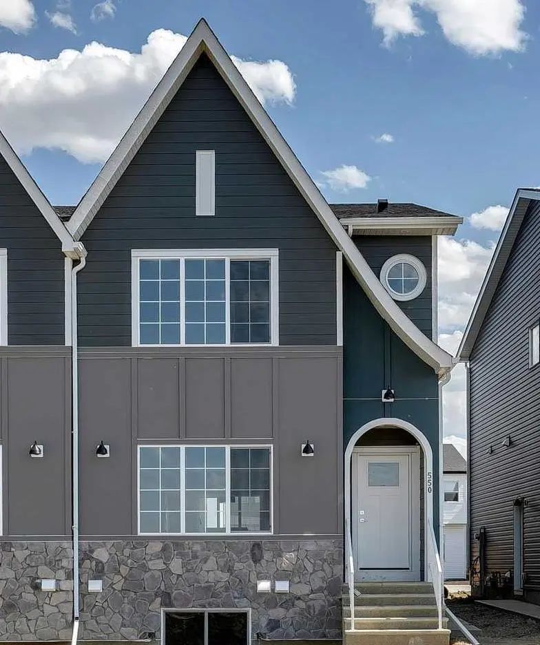 Xxx Rangeview Street Se Calgary Alberta T3S 0J3 Rangeview Details