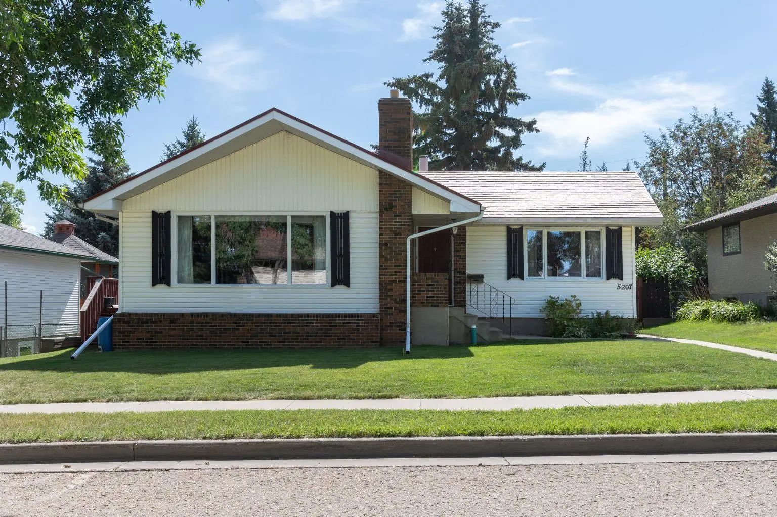 Xxxx Xxa Avenue  Camrose Alberta T4V 0C6 Rosedale Details
