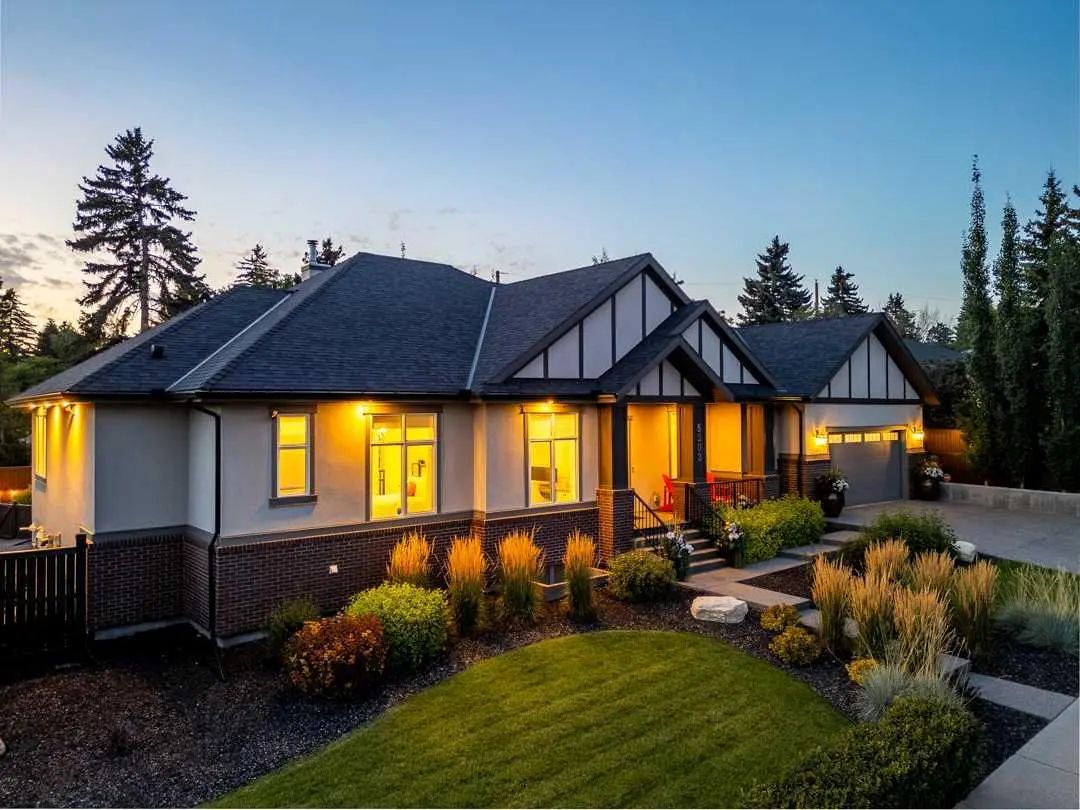 Xxxx Thornbriar Road Nw Calgary Alberta T2K 2X7 Thorncliffe Details