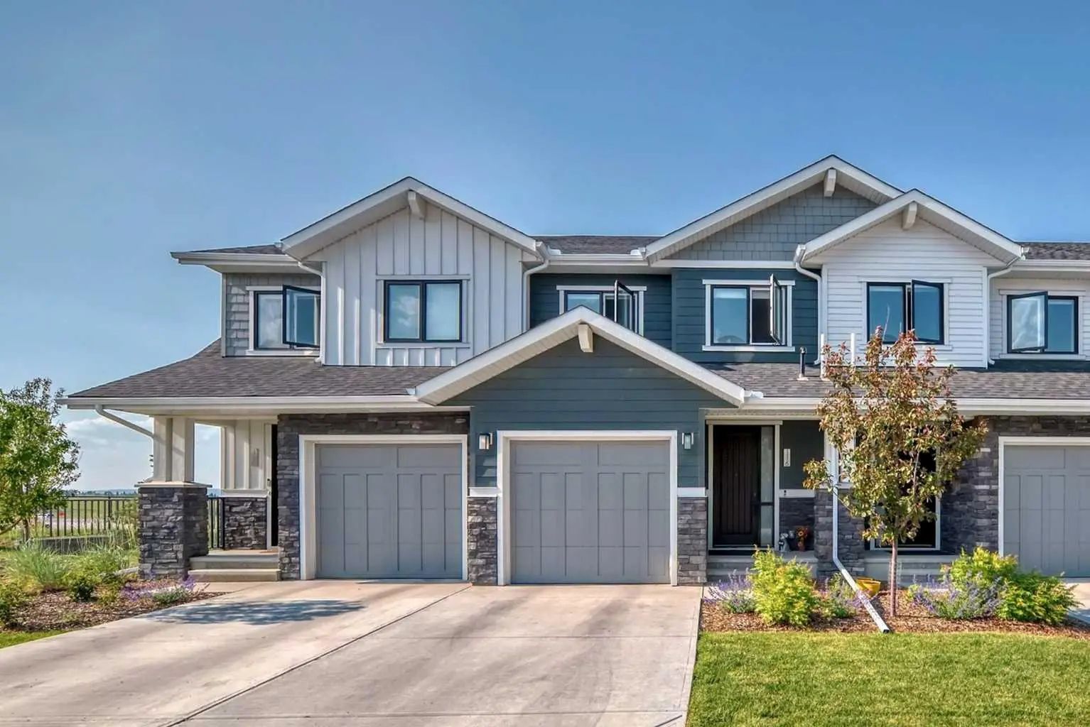 Xxx Crestridge Common Sw Calgary Alberta T3B 6J5 Crestmont Details