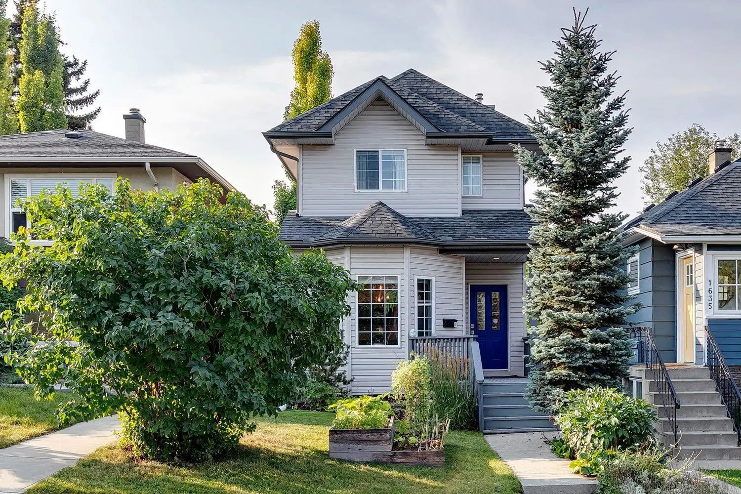 Xxxx Xx Avenue Nw Calgary Alberta T2M0X2 Capitol Hill Details