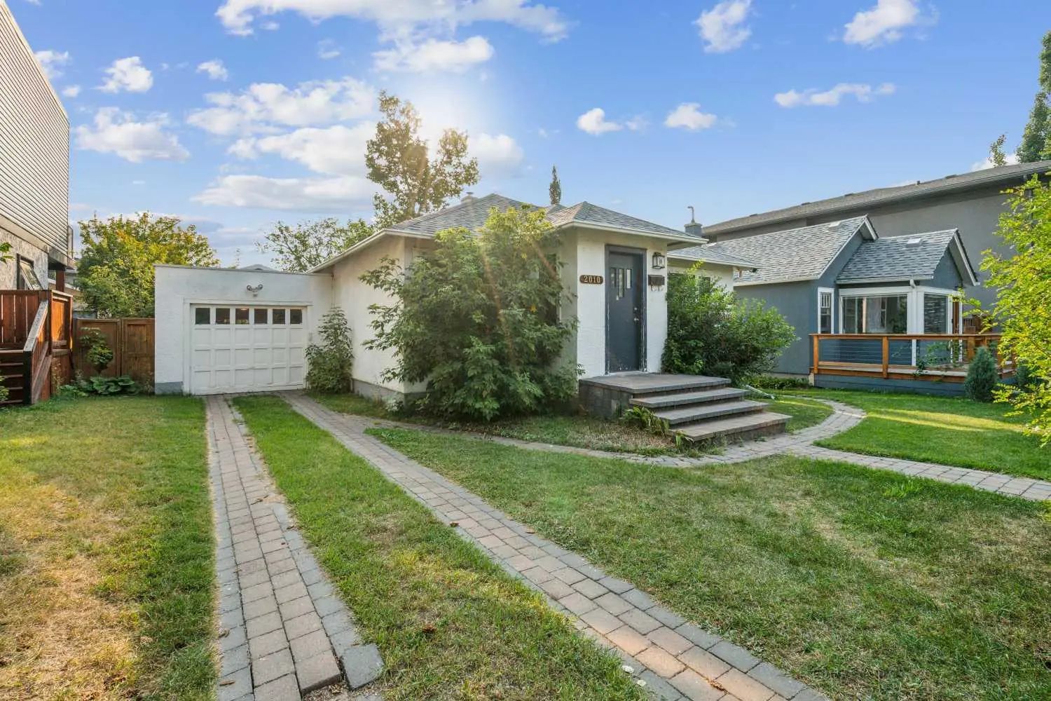 Xxxx Xx Street Sw Calgary Alberta T3E 1X2 Richmond Details