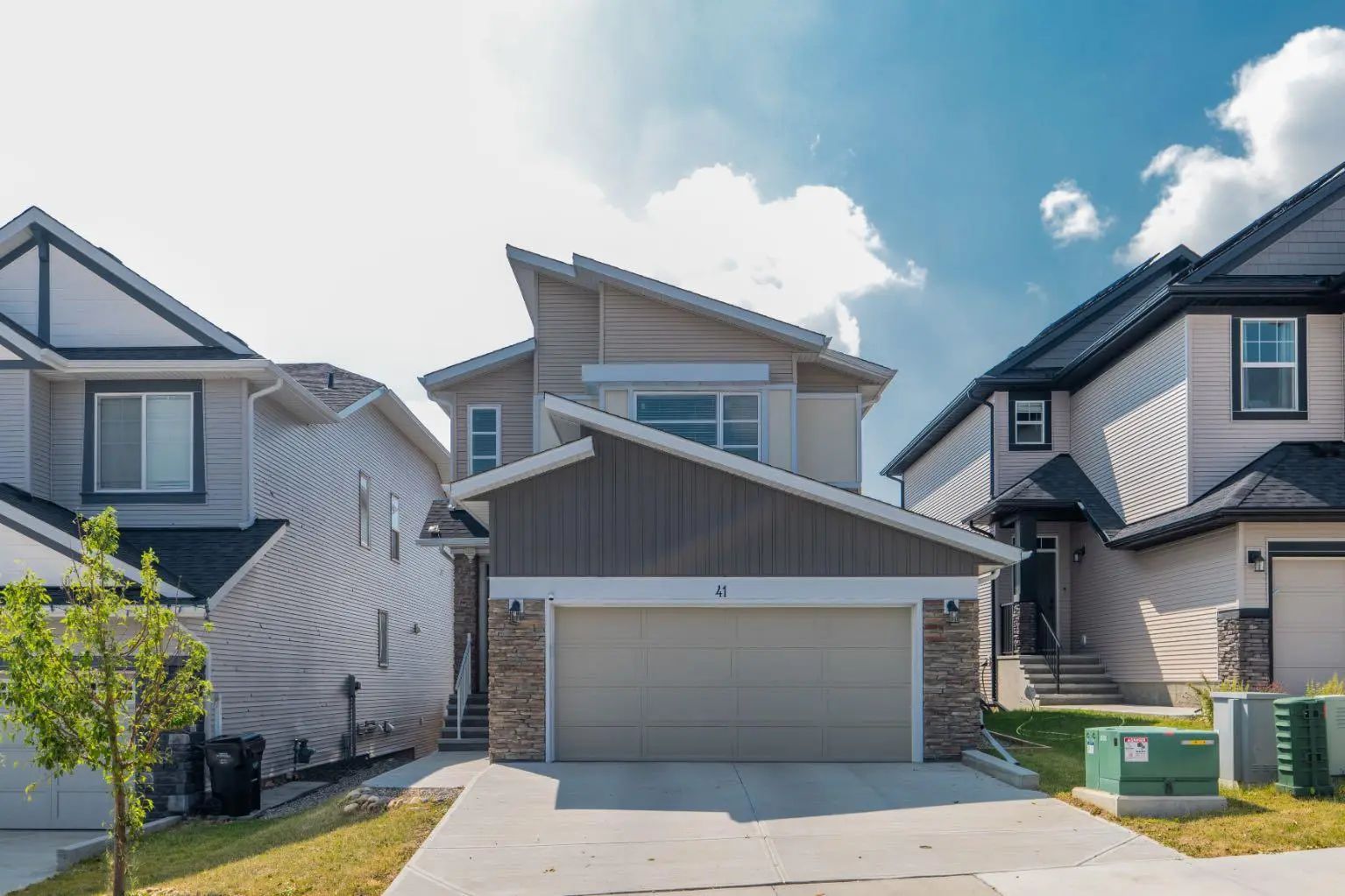 Xx Sage Bluff Close Nw Calgary Alberta T3R 0X6 Sage Hill Details