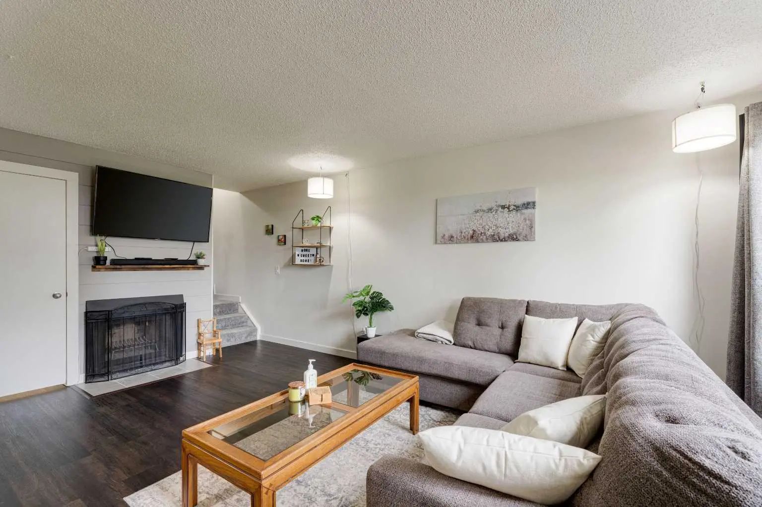 Xxxx, Xxx Blackthorn Road Ne Calgary Alberta T2K 5J5 Thorncliffe Details