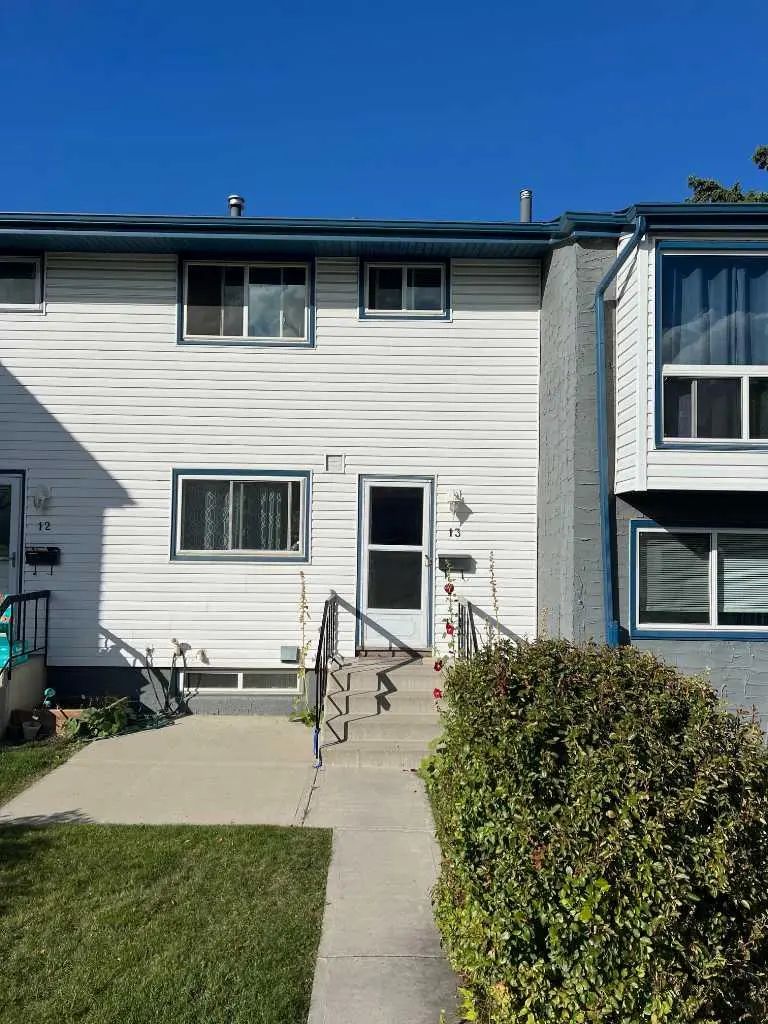 Xx, Xxxx X Street Nw Calgary Alberta t2k 1b8 Thorncliffe Details