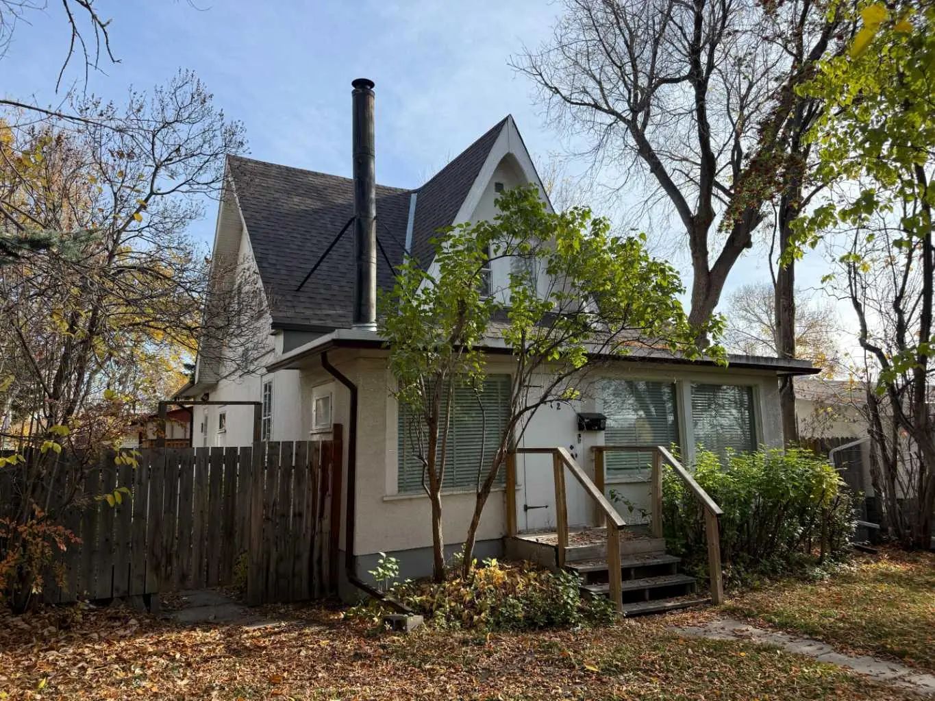 Xxx Thornhill Place Nw Calgary Alberta T2K 2S5 Thorncliffe Details