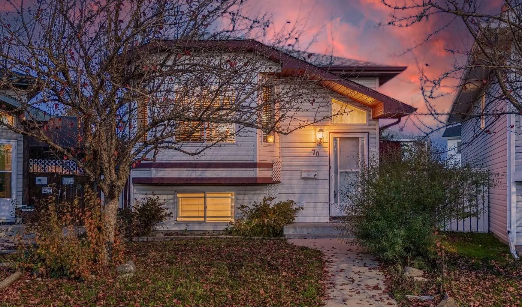 Xx Applemead Court Se Calgary Alberta T2A 7V5 Applewood Park Details