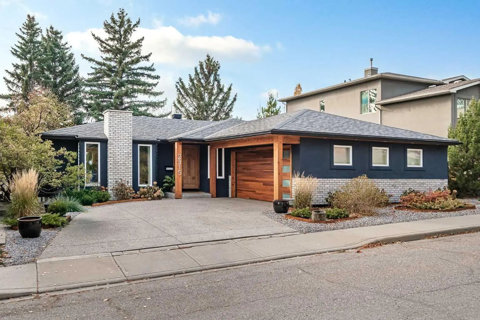 Xxxx Juniper Road Nw Calgary Alberta T2N3V3 West Hillhurst Details