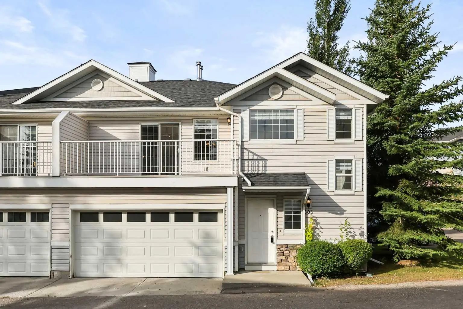 Xxx Country Village Cape Ne Calgary Alberta T3K 6E1 Country Hills Village Details