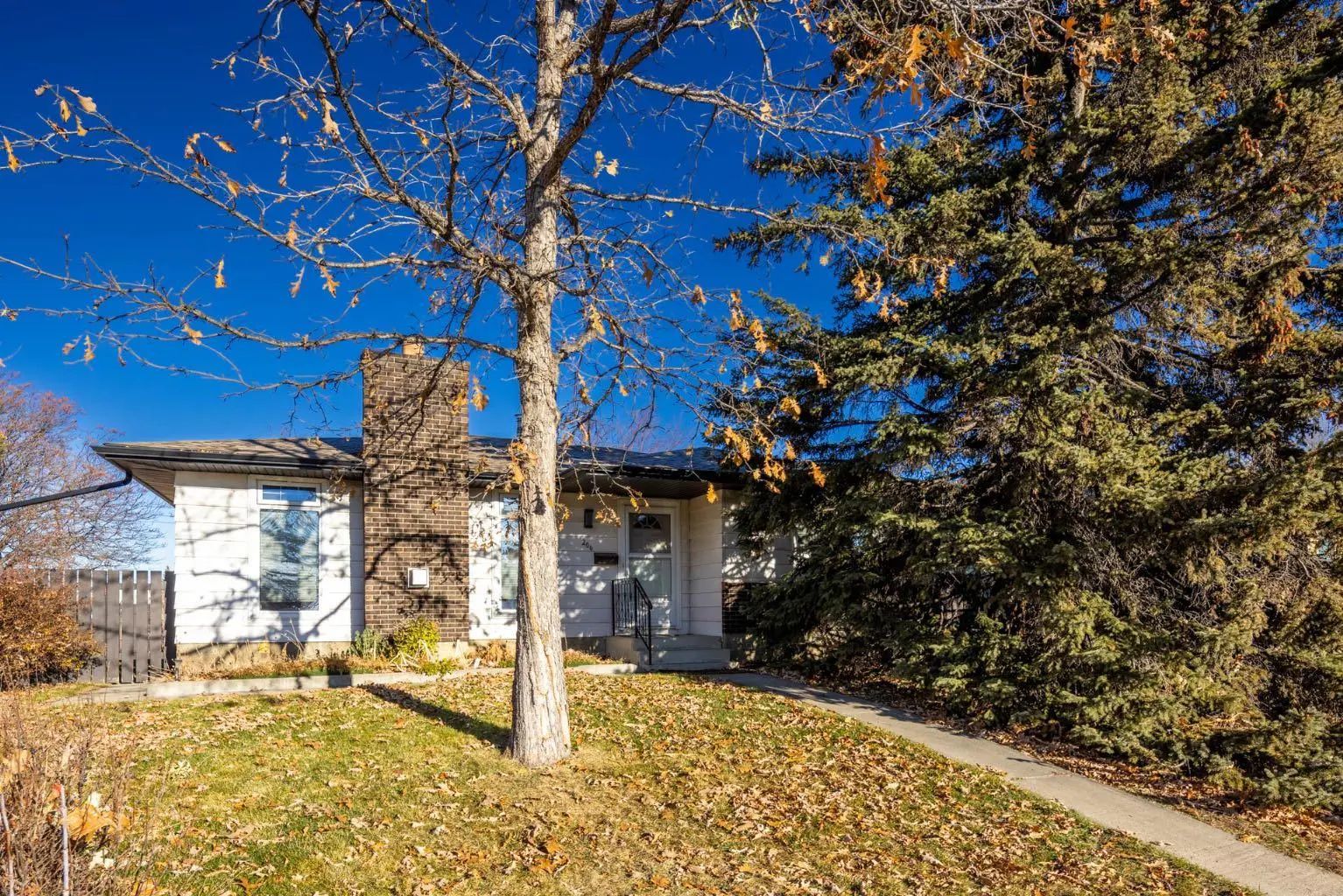 Xxx Doverthorn Close Se Calgary Alberta T2B 2G8 Dover Details