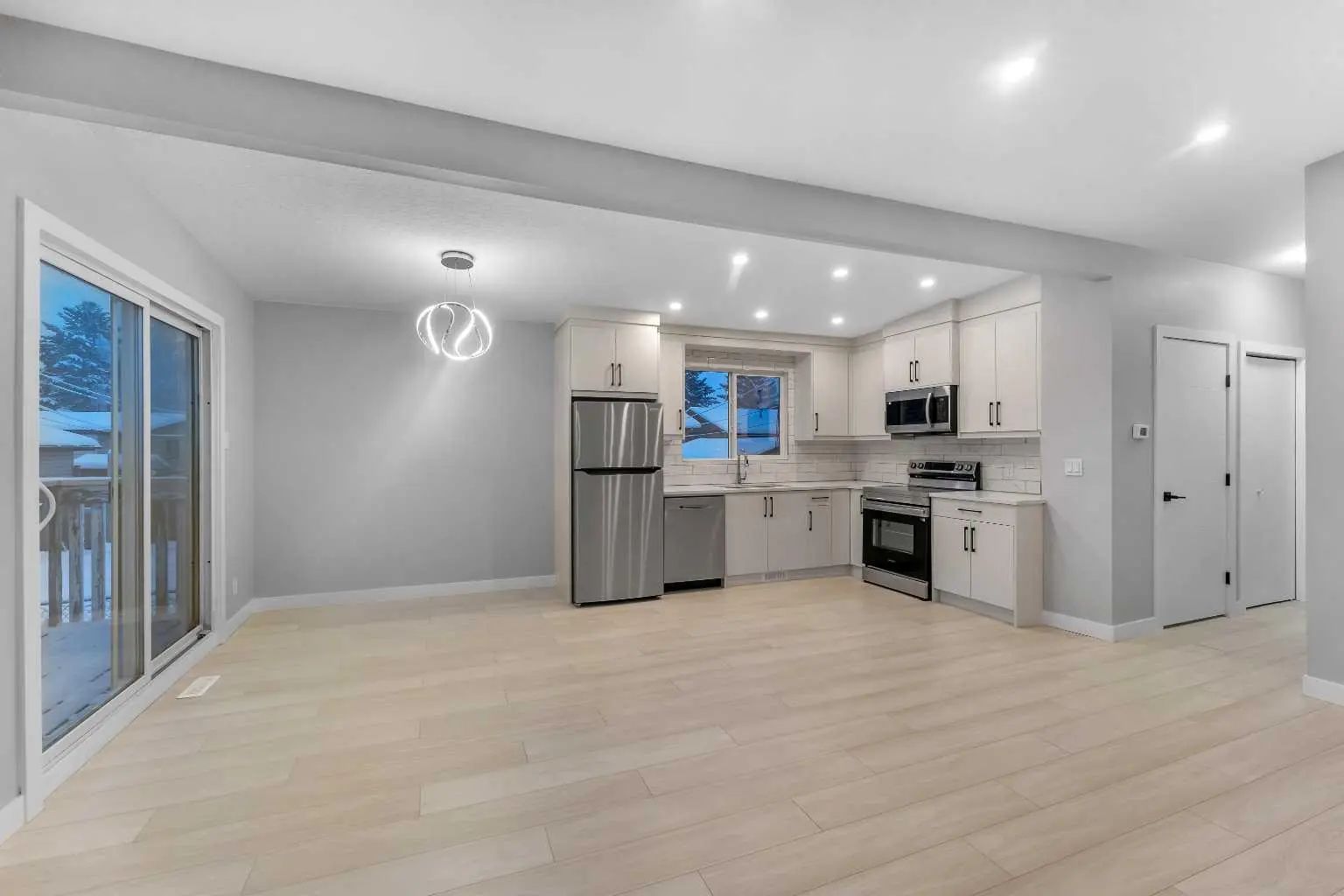 Xxxx Xx Avenue Se Calgary Alberta T2B 2J4 Dover Details