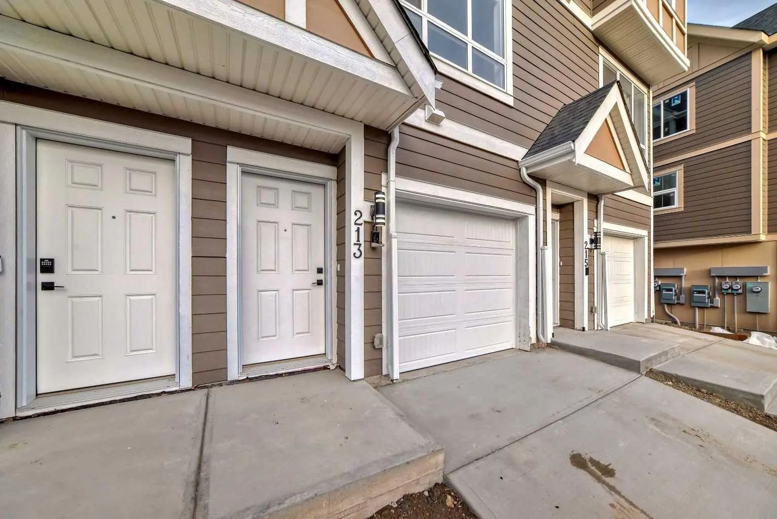 Xxx Sherwood Lane Nw Calgary Alberta T3R 0V3 Sherwood Details