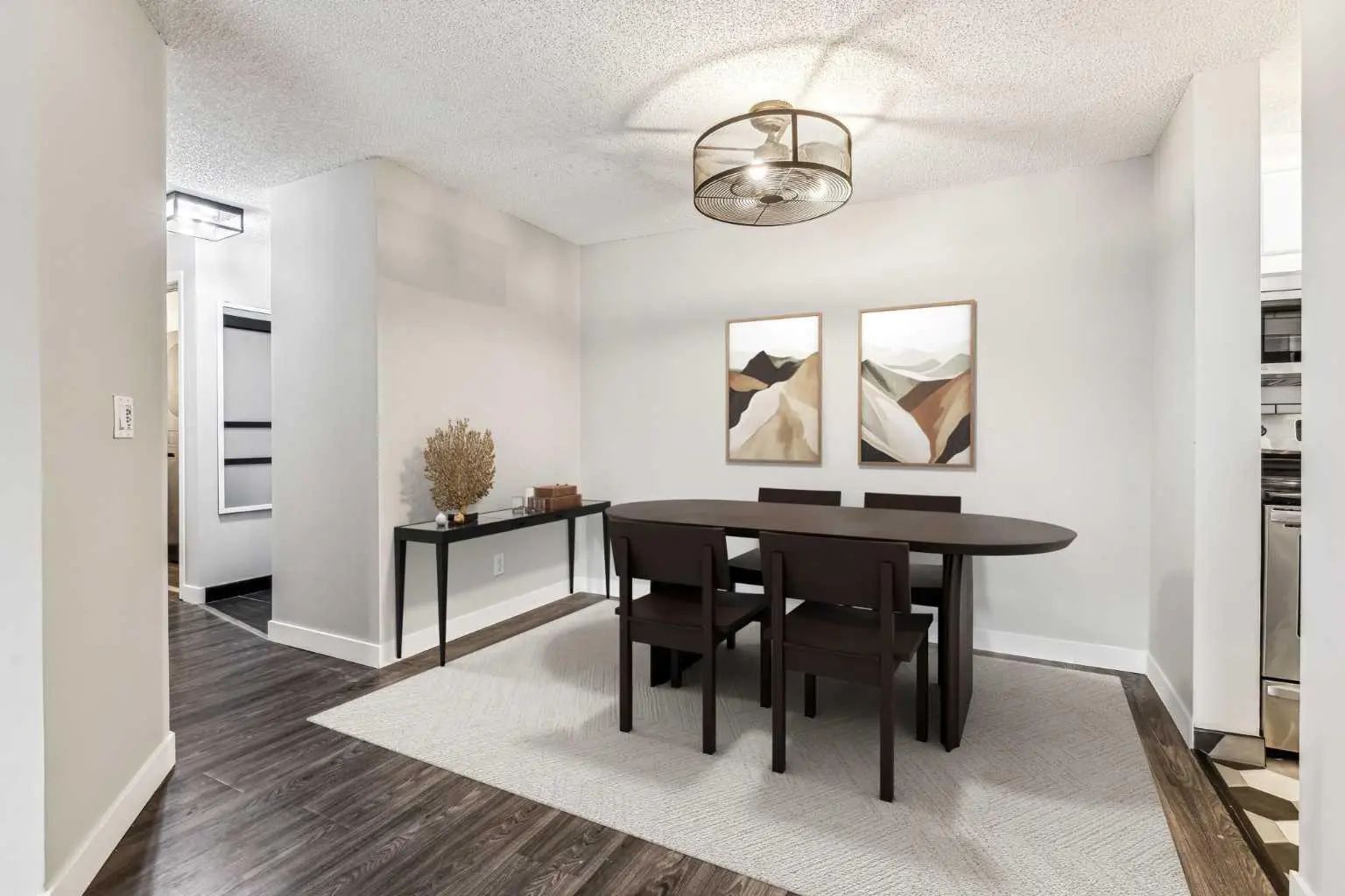 Xxx, Xxx Xx Avenue Sw Calgary Alberta T2S 0C5 Cliff Bungalow Details