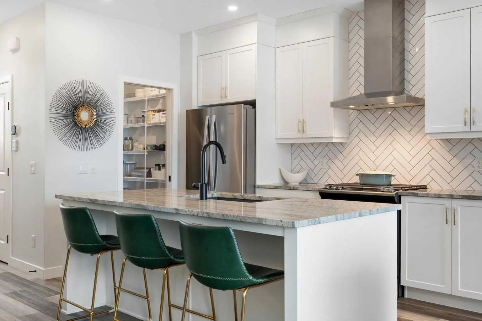 Xx Wolf Creek Manor Se Calgary Alberta T2X 3Z8 Wolf Willow Details