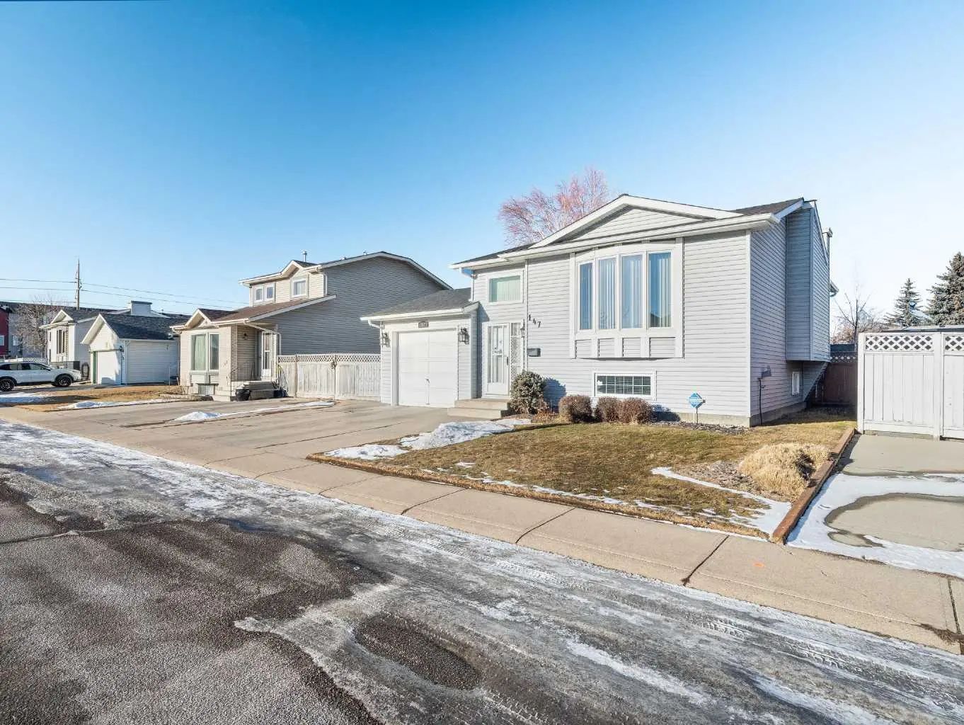 Xxx Appletree Close Se Calgary Alberta T2A 7K1 Applewood Park Details