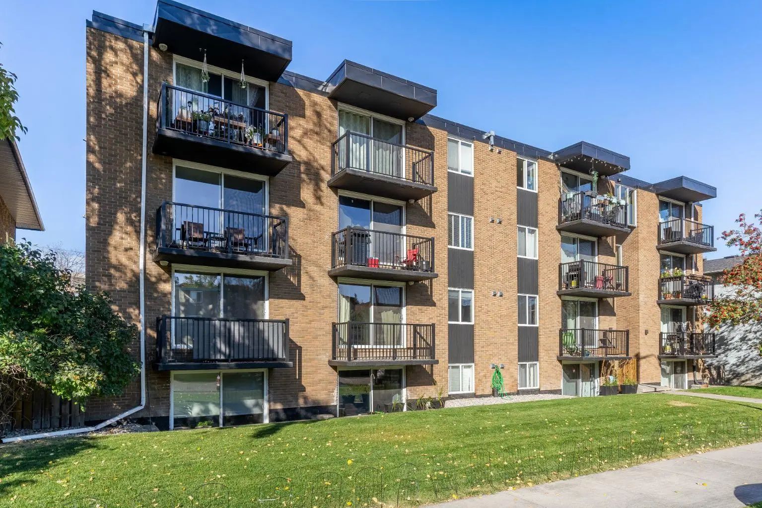 Xxx Xxxx Xx Avenue Sw Calgary Alberta T3C0P1 Sunalta Details