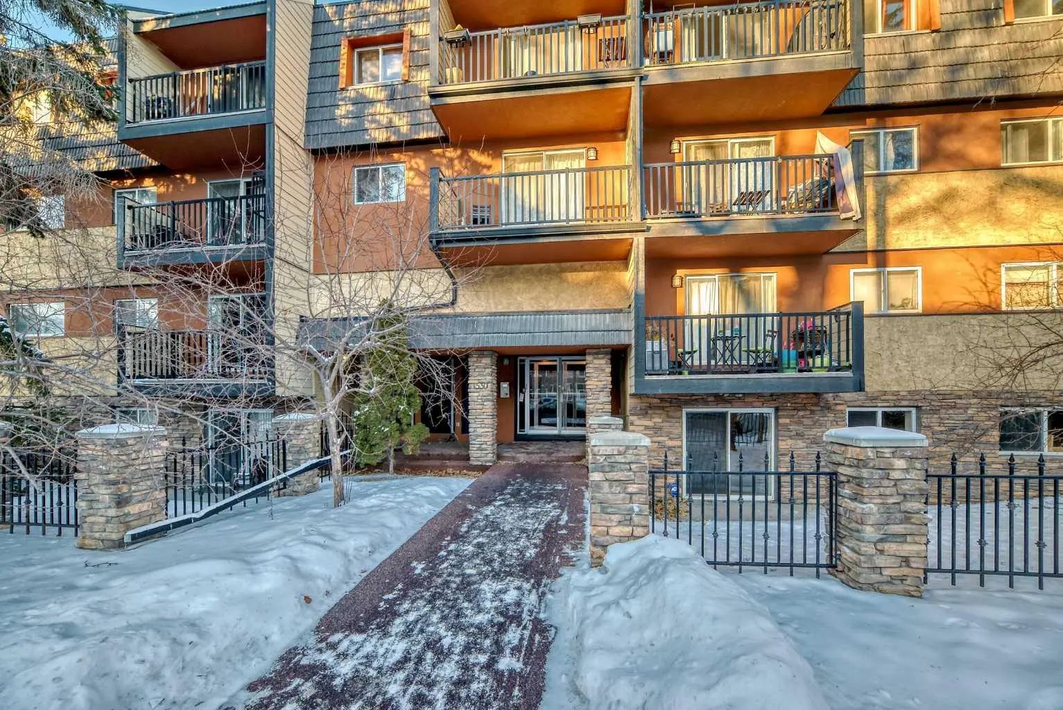 Xxx Xxxx Xx Avenue Sw Calgary Alberta T3C0Z8 Sunalta Details
