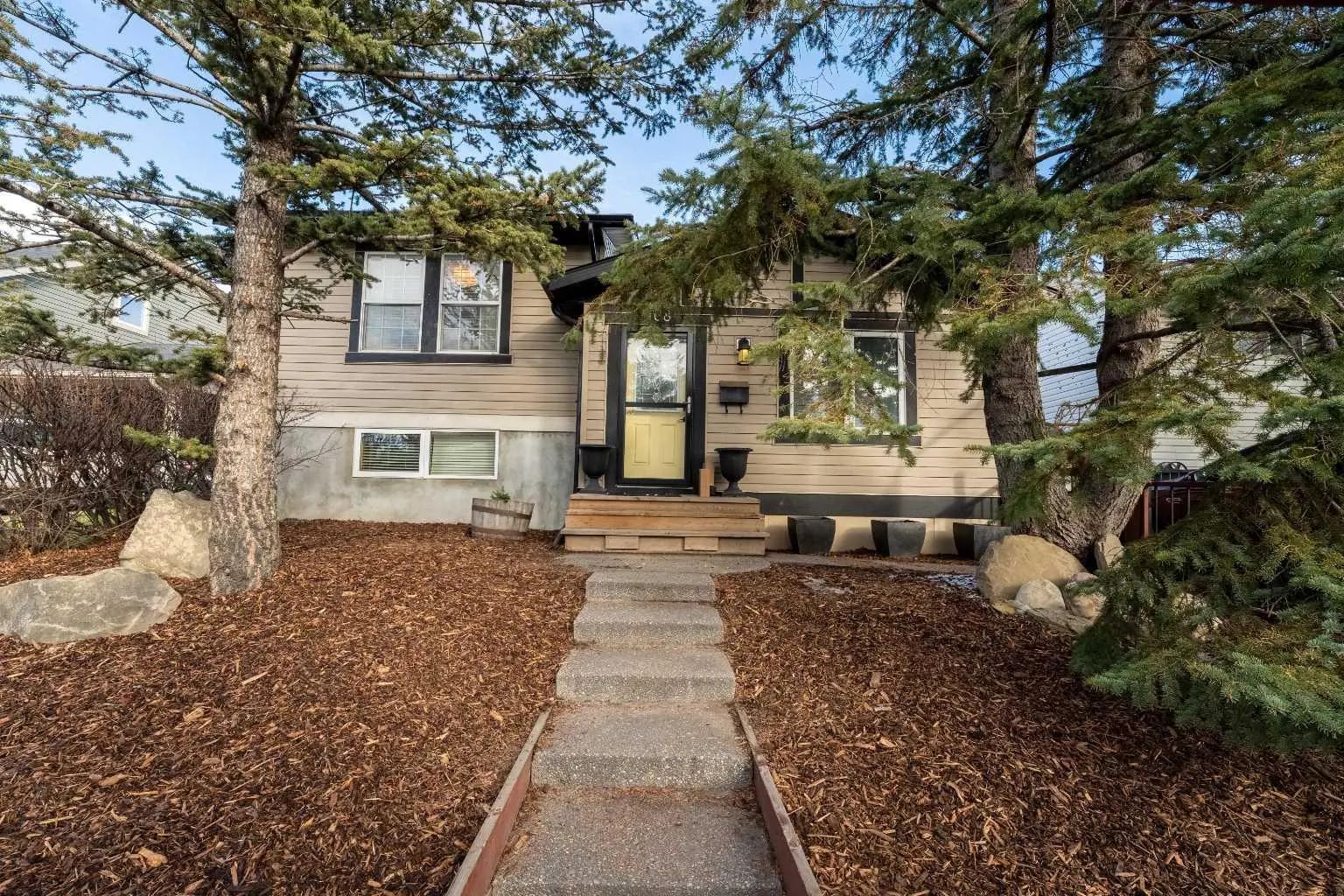 Xxx Bedford Circle Ne Calgary Alberta T3K 1L1 Beddington Heights Details