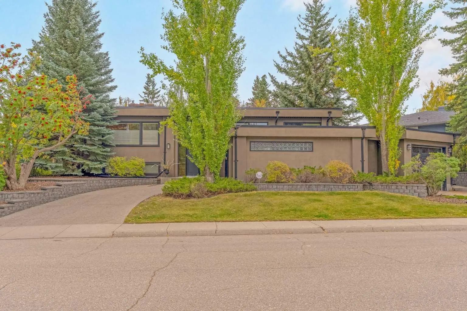 Xxx Wildwood Drive Sw Calgary Alberta t3c 3e2 Wildwood Details