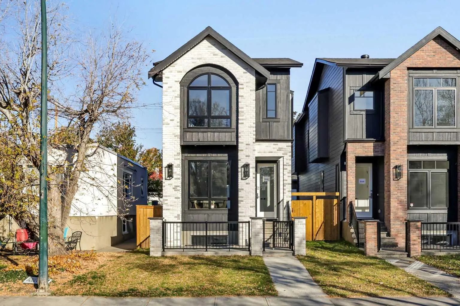 Xxxx Broadview Road Nw Calgary Alberta T2N 3H9 West Hillhurst Details