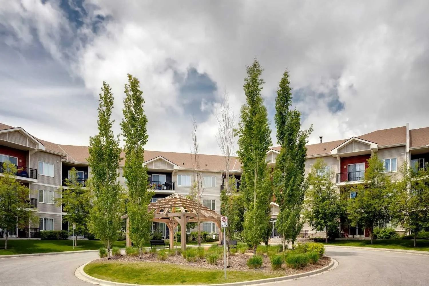 Xxxx, Xxxx Sherwood Boulevard Nw Calgary Alberta T3R 0K5 Sherwood Details