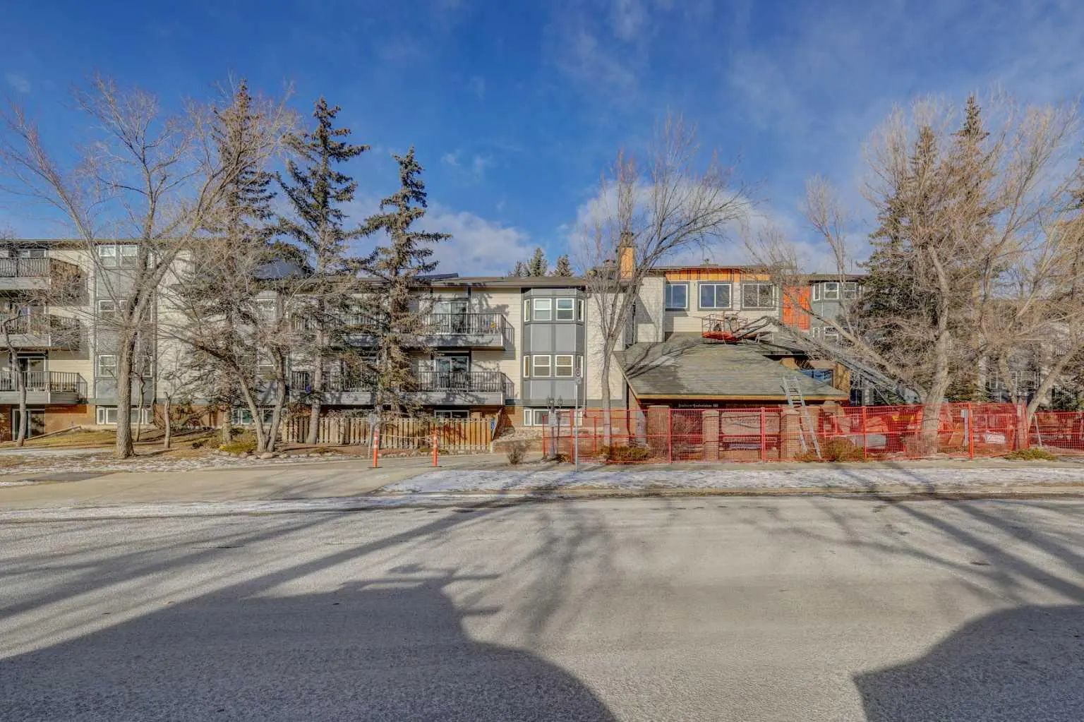 Xxx, Xxx Westwood Drive Sw Calgary Alberta T3C 3T9 Westgate Details