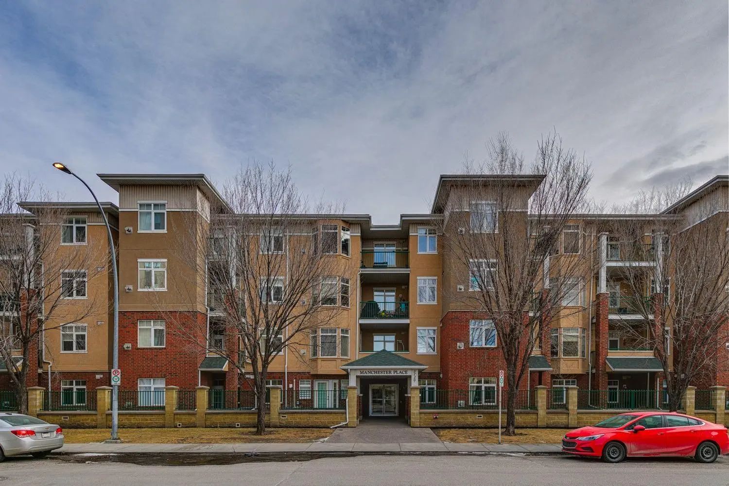 Xxx, Xxxx X Street Sw Calgary Alberta T2H 3B3 Manchester Details