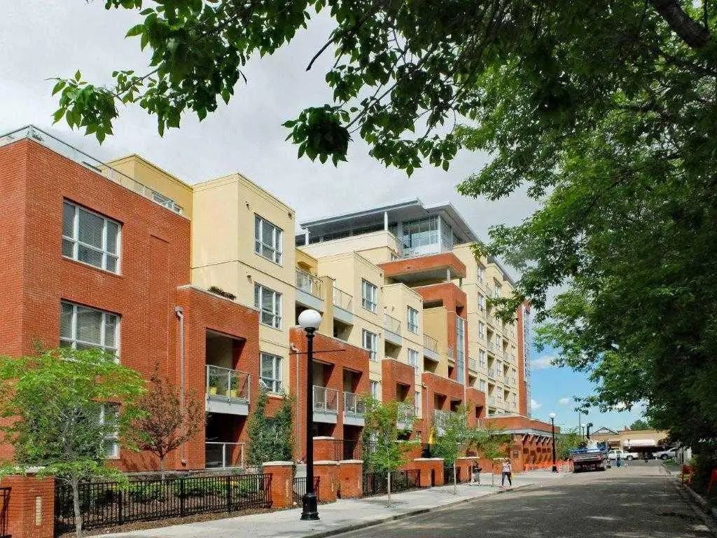 Xxx, Xxxx X Avenue Nw Calgary Alberta T2N 4J3 Hillhurst Details
