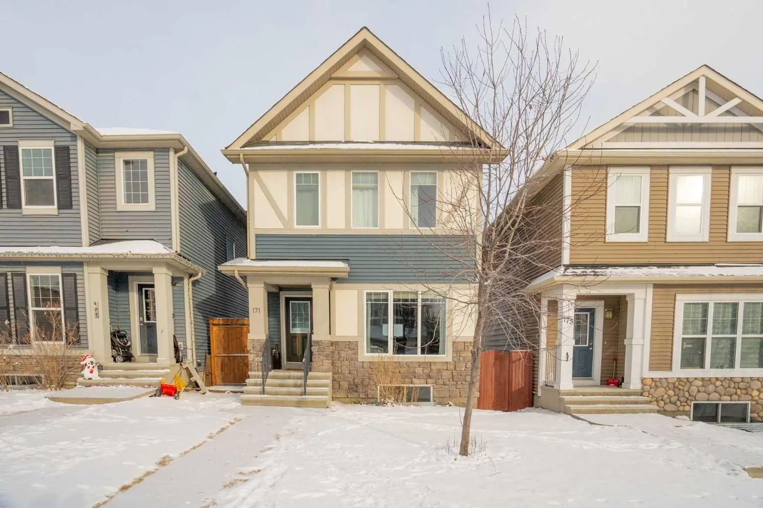 Xxx Sage Bank Grove Nw Calgary Alberta T3R 0K1 Sage Hill Details