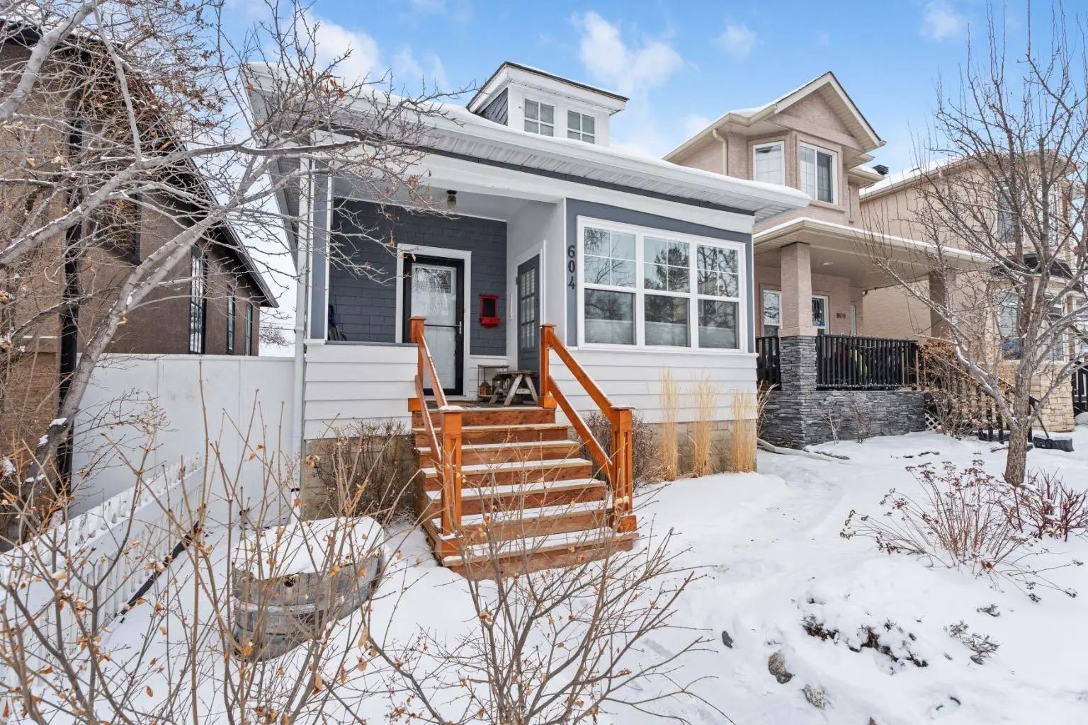 Xxx Xx Avenue Ne Calgary Alberta T2E 1B1 Renfrew Details