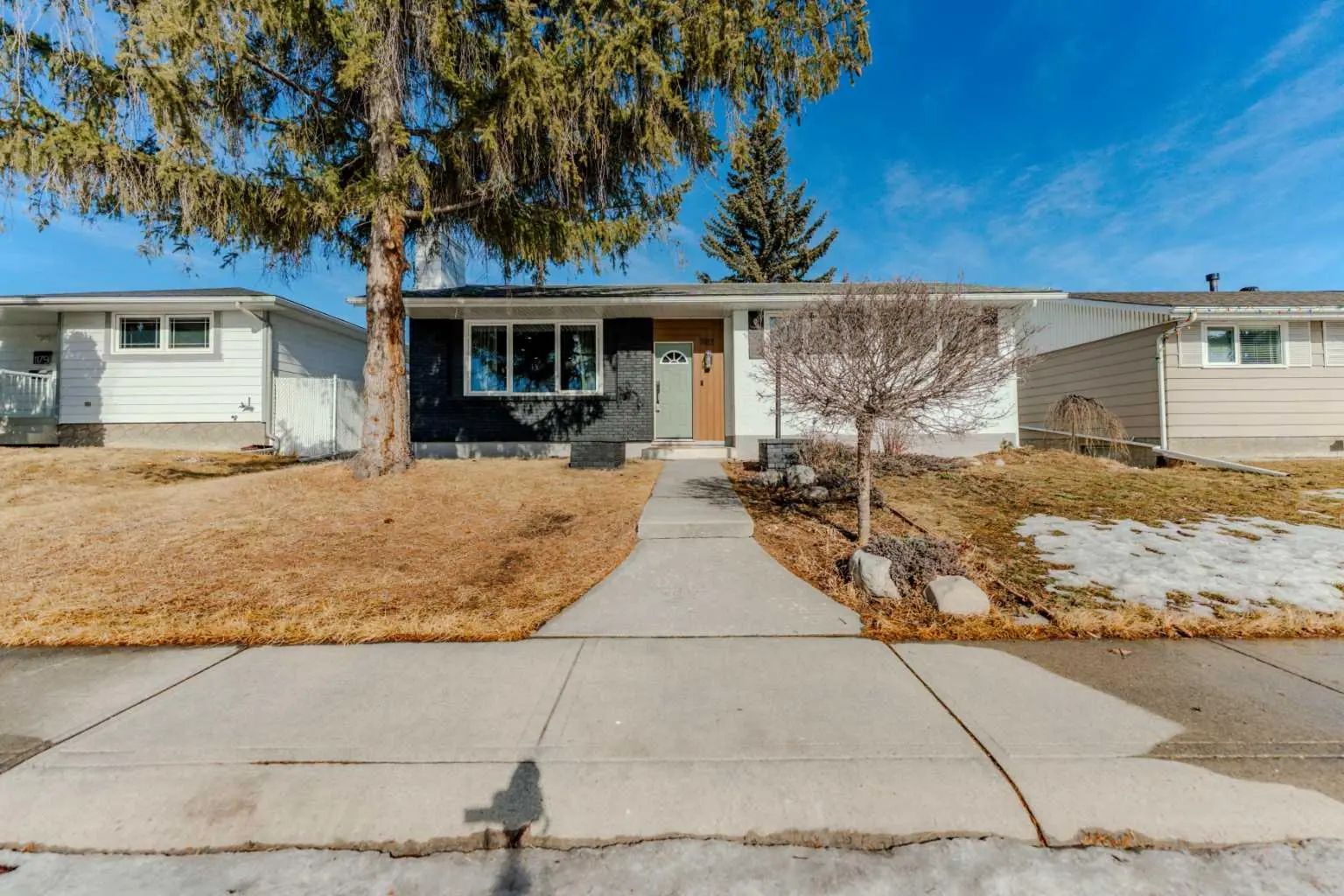 Xxxx Lake Huron Crescent Se Calgary Alberta T2J 3E8 Bonavista Downs Details