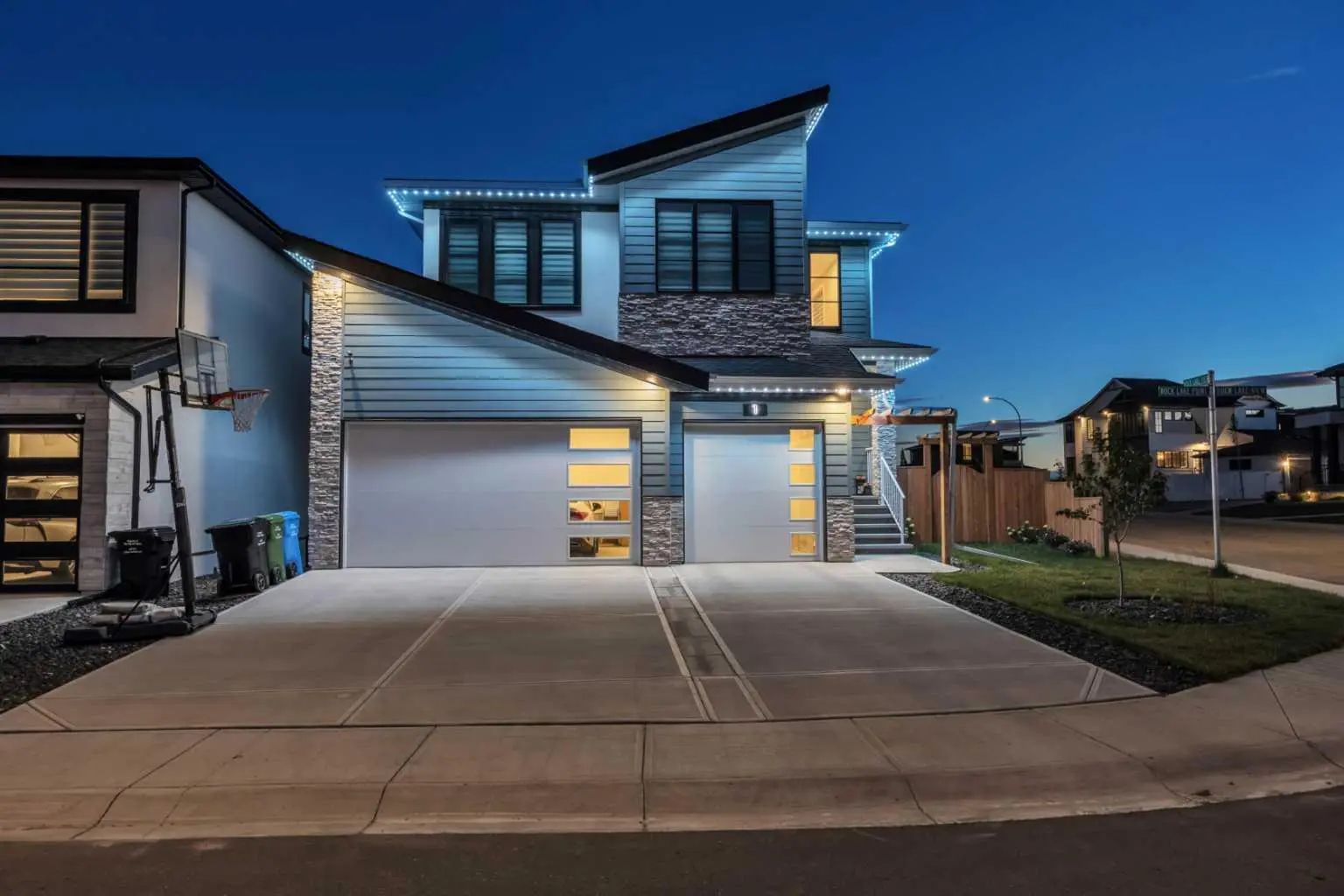 X Rock Lake Point Nw Calgary Alberta T3G 0E9 Rocky Ridge Details