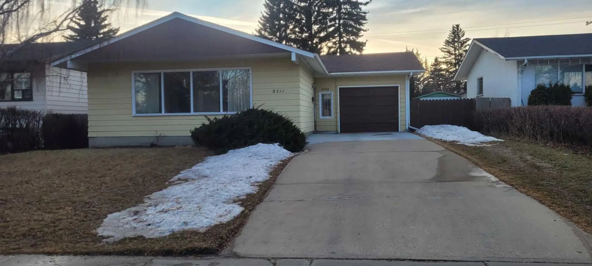 Xxxx Fairmount Drive Se Calgary Alberta T2J0R9 Acadia Details